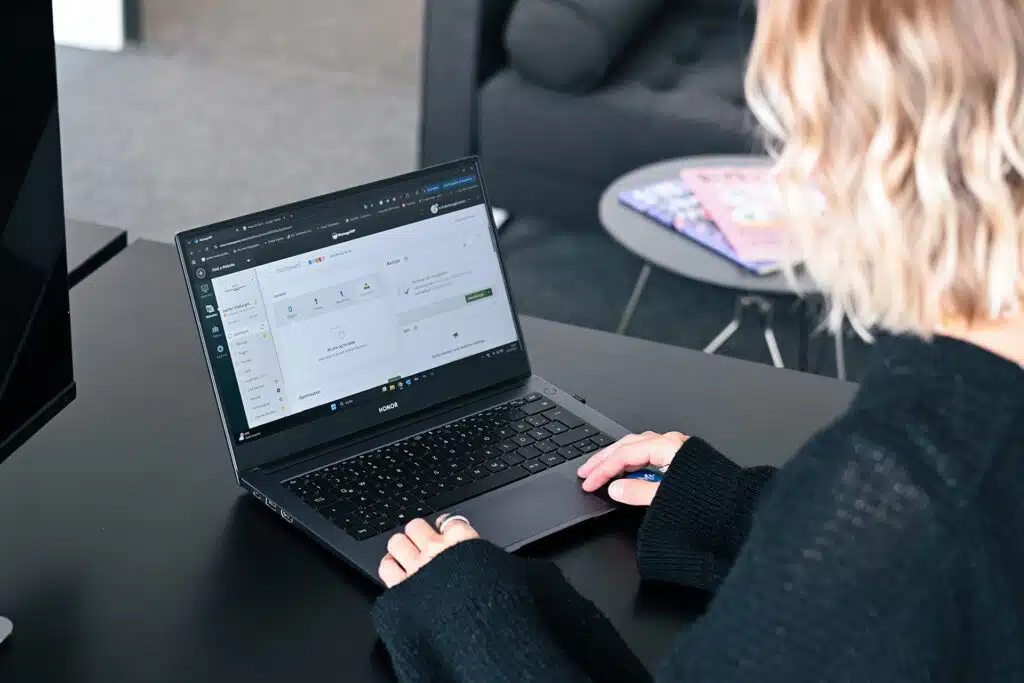 Logo Design Köln Manage WP Dashboard